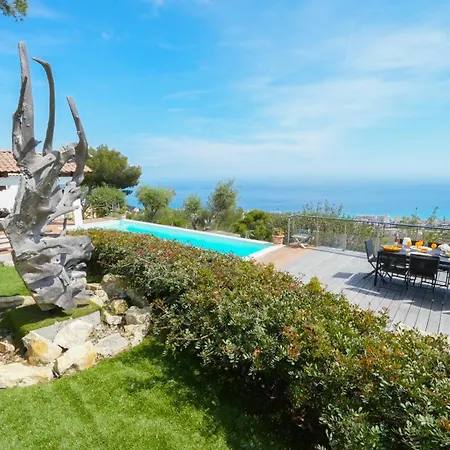 Vila Near Monaco *