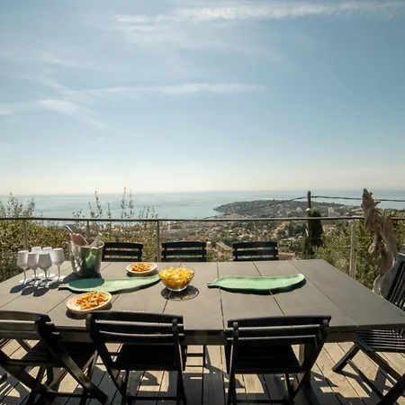 빌라 Near Monaco *